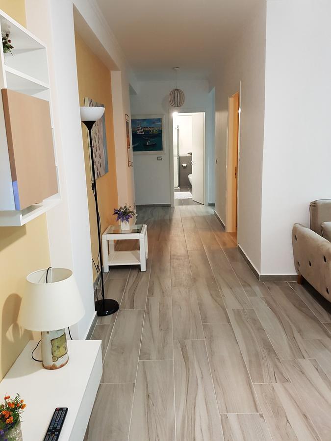 Sofia'S Holiday Apartment Vlorë Exteriör bild