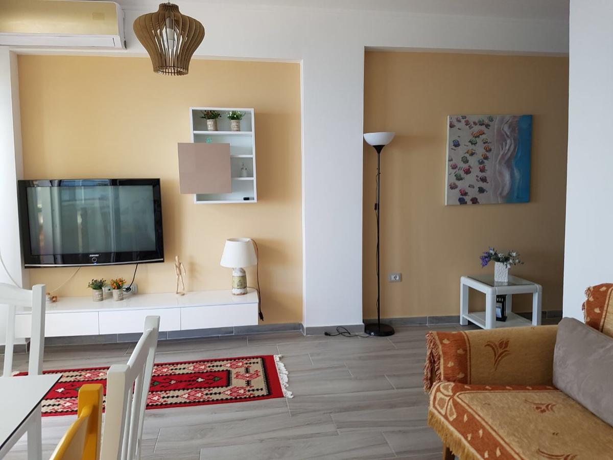 Sofia'S Holiday Apartment Vlorë Exteriör bild